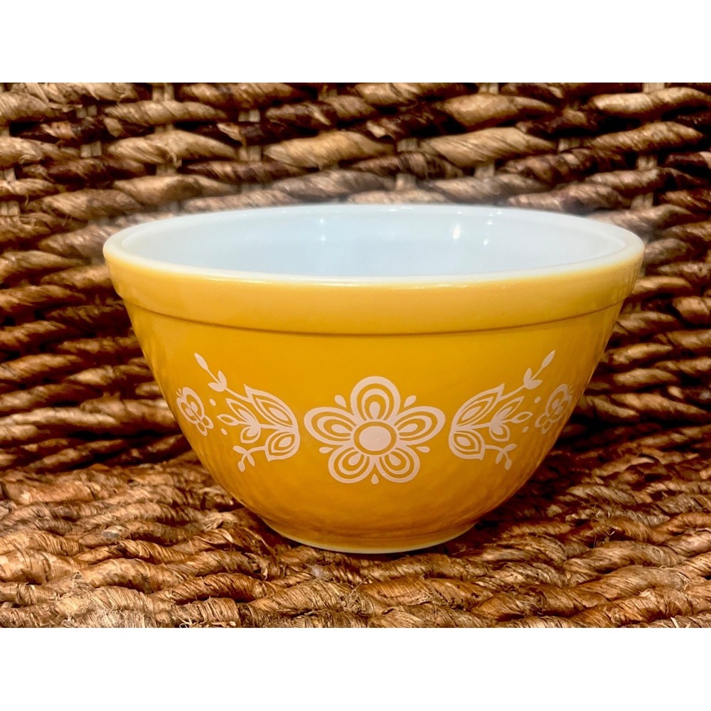Vintage Pyrex #401 Butterfly Gold Small Nesting Bowl 750ml 3 Cups Excellent Cond